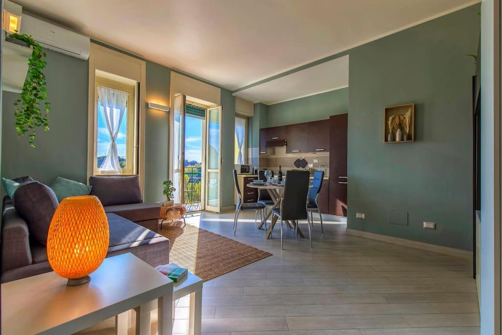 Appartement Charmy & Cozy Panoramic Flat 50m From M4 Stop